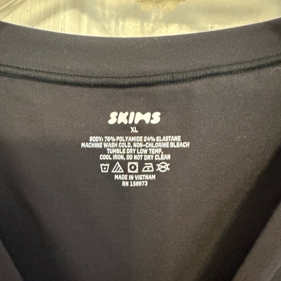 Skims bodysuit - Picture 4 of 4